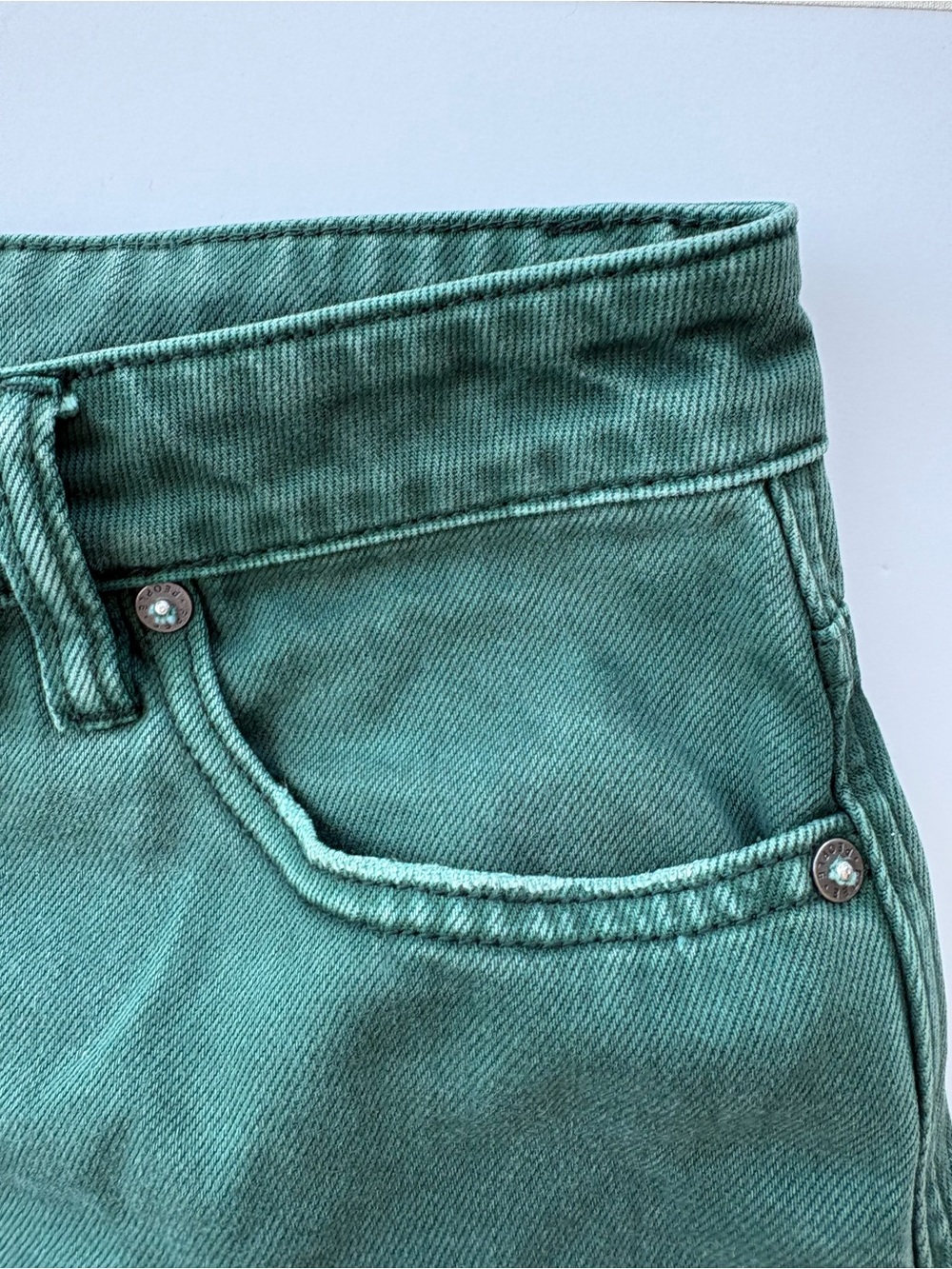 We The Free Green Denim Mini Skirt Size 26 Front Zip Raw Hem Utility Boho - Picture 5 of 7
